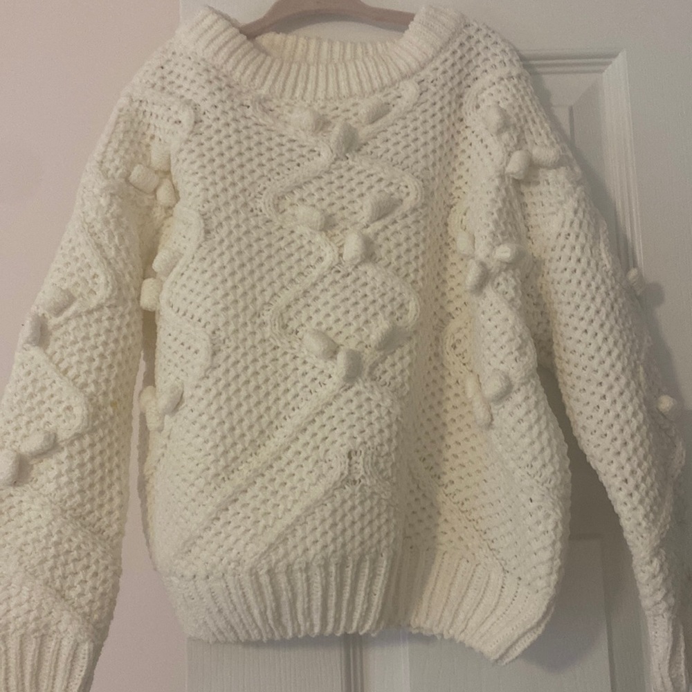 Zara girls Pom Pom cream sweater size 6 holiday Christmas